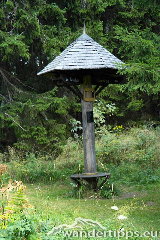 Rennfeld von Nordosten Abbildung 9